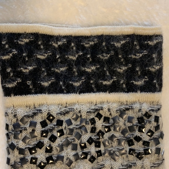 Chanel Knit Jacket - Picture 5 of 13